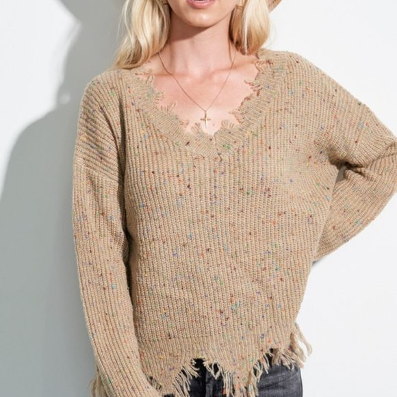 v-neck sweater - Picture 4 of 4